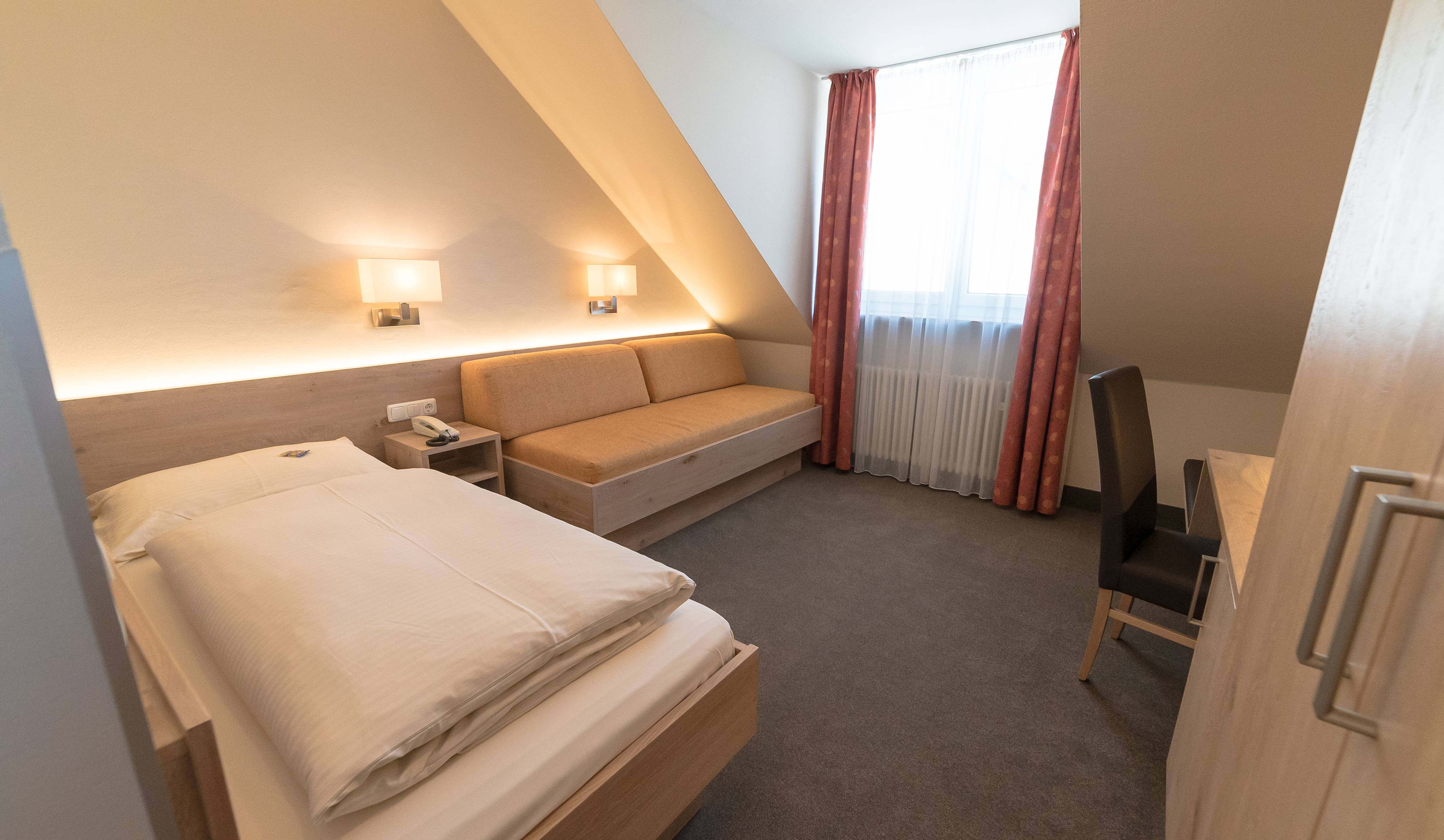 Spend the night in the Lutter Hotel & Apartments  - Hotel Lutter in München