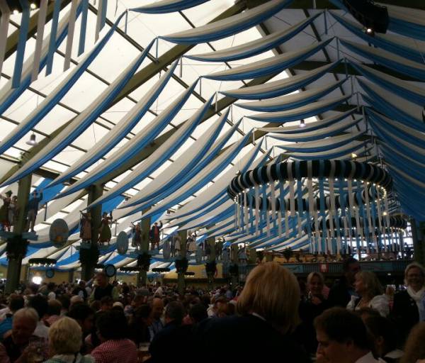 Oktoberfestzelt